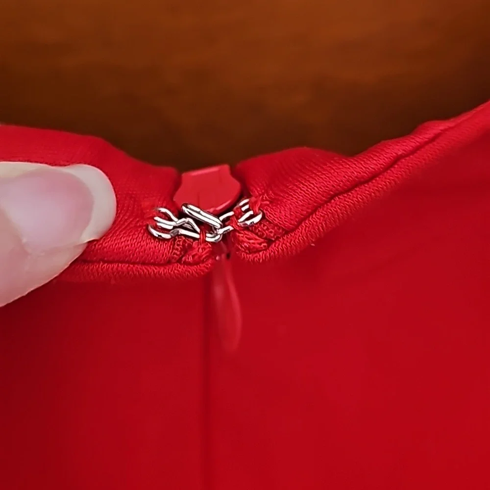 NWOT Calvin Klein Womans Size 2 stunning Red dress with embellishments. - Picture 4 of 8